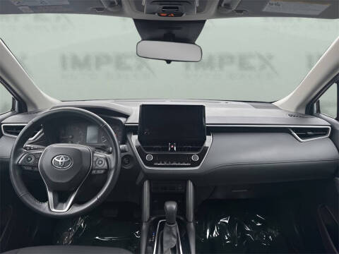 2024 Toyota Corolla Cross LE