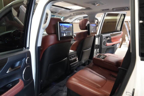 2016 Lexus LX 570