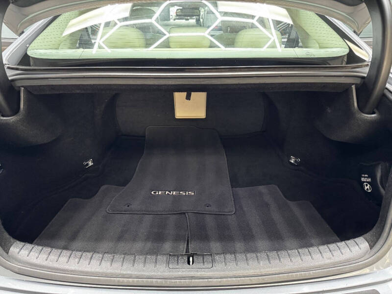 2015 Hyundai Genesis 5.0L