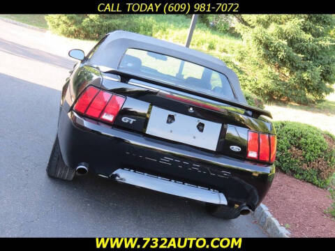 2003 Ford Mustang GT Deluxe