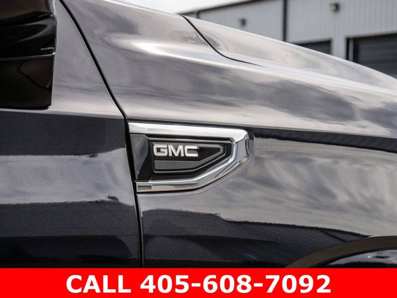 2024 GMC Yukon SLE