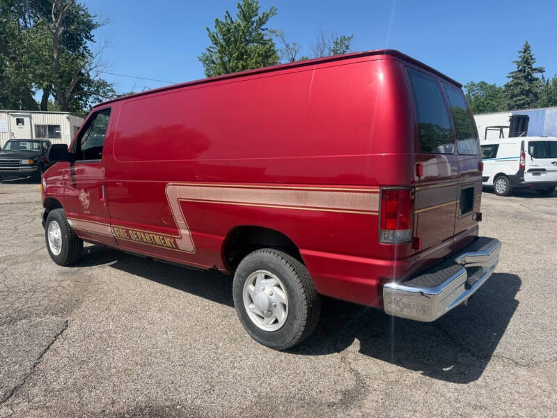 2002 Ford E-Series