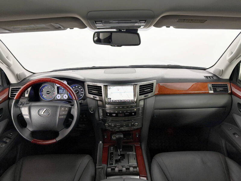 2009 Lexus LX 570
