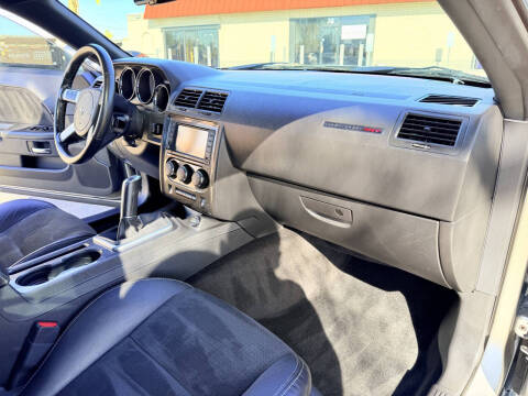 2009 Dodge Challenger SRT8