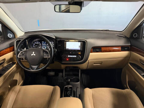 2015 Mitsubishi Outlander GT