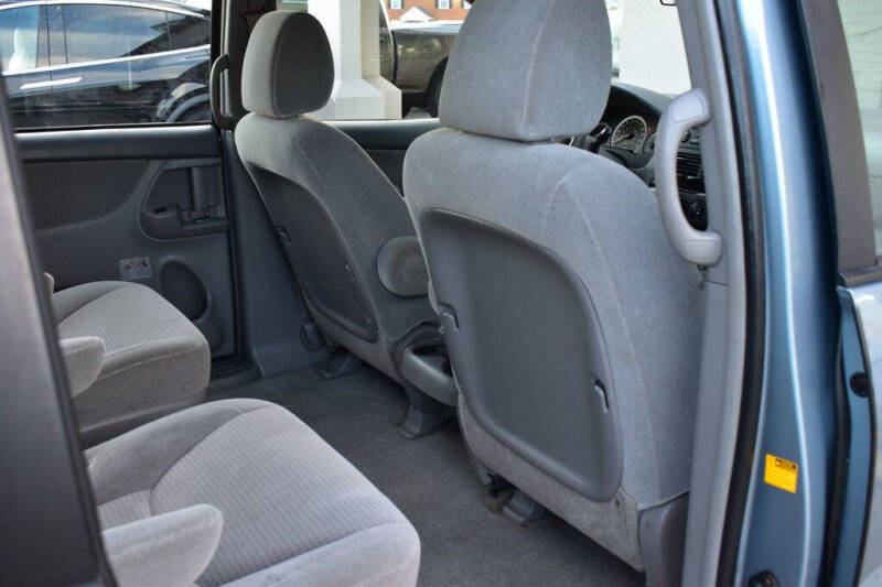 2010 Toyota Sienna