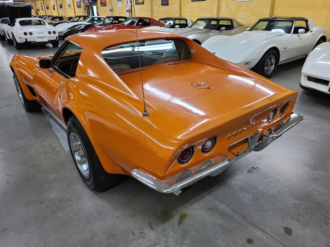 1973 Chevrolet Corvette 11
