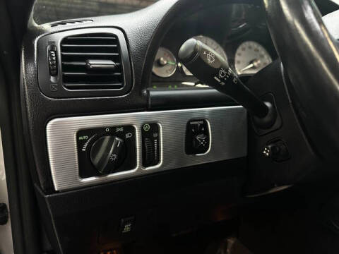 2004 Ford Thunderbird Deluxe