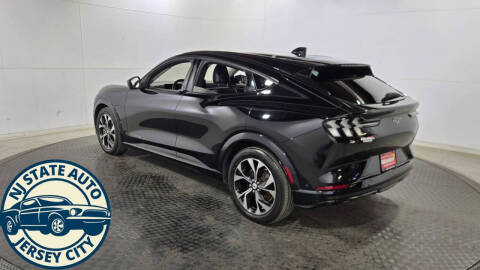 2021 Ford Mustang Mach-E Premium