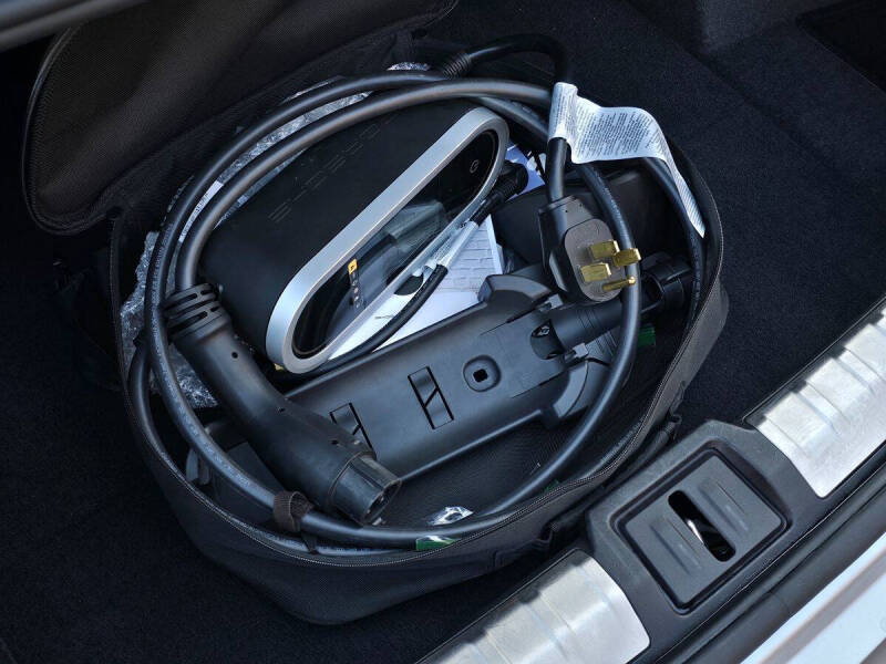 2020 Porsche Taycan Turbo