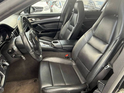 2014 Porsche Panamera 4S Executive