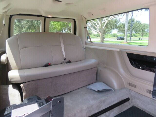 2013 Ford E-Series E-150 XLT