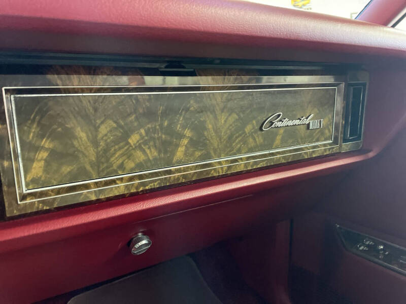 1978 Lincoln Mark V