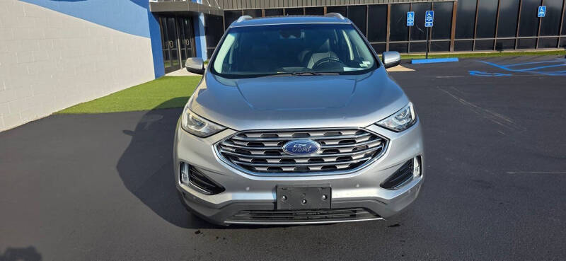 2020 Ford Edge Titanium