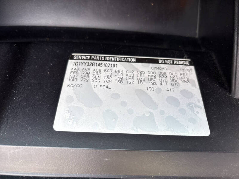 2004 Chevrolet Corvette