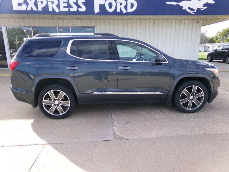 2019 GMC Acadia Denali
