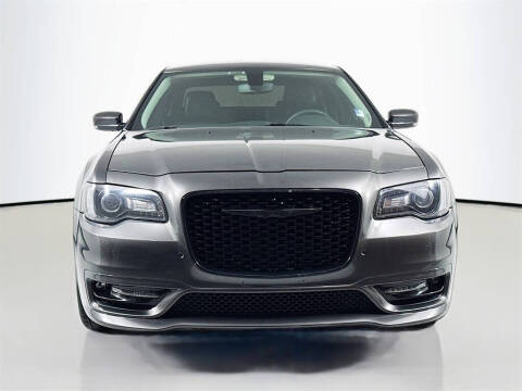 2023 Chrysler 300 Touring L