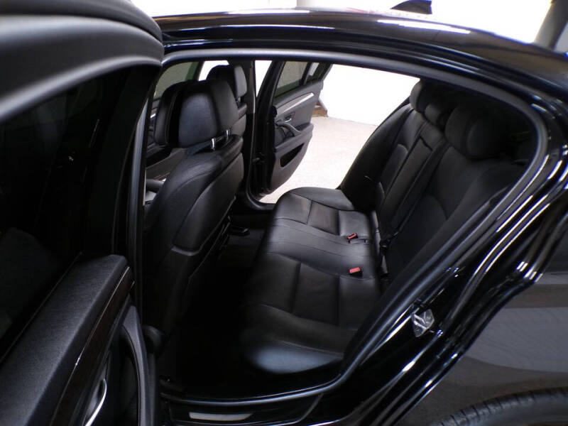 2016 BMW 5 Series 550i xDrive