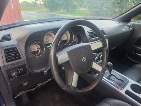 2009 Dodge Challenger SE