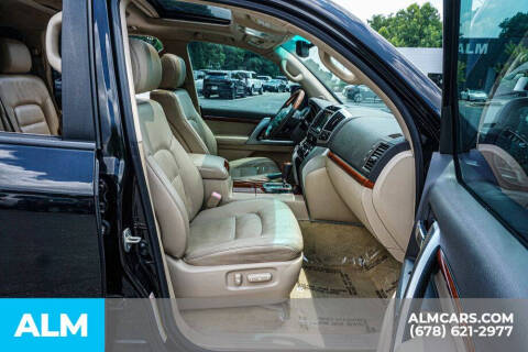 2013 Toyota Land Cruiser