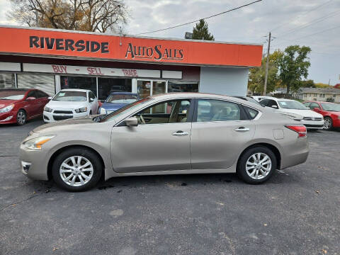 2014 Nissan Altima for sale at RIVERSIDE AUTO SALES in Sioux City IA