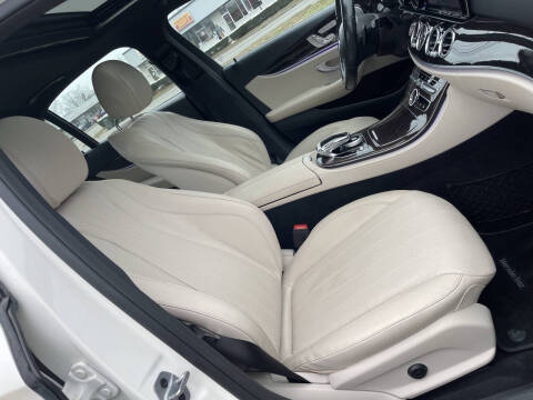 2019 Mercedes-Benz E-Class E 300