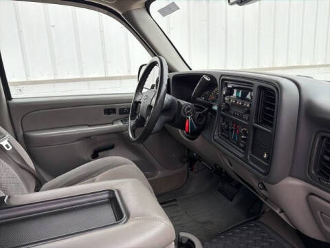 2005 Chevrolet Avalanche 1500 LS