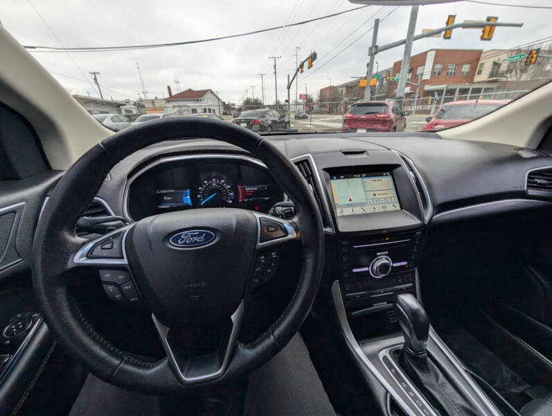 2018 Ford Edge Titanium