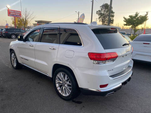 2017 Jeep Grand Cherokee Summit