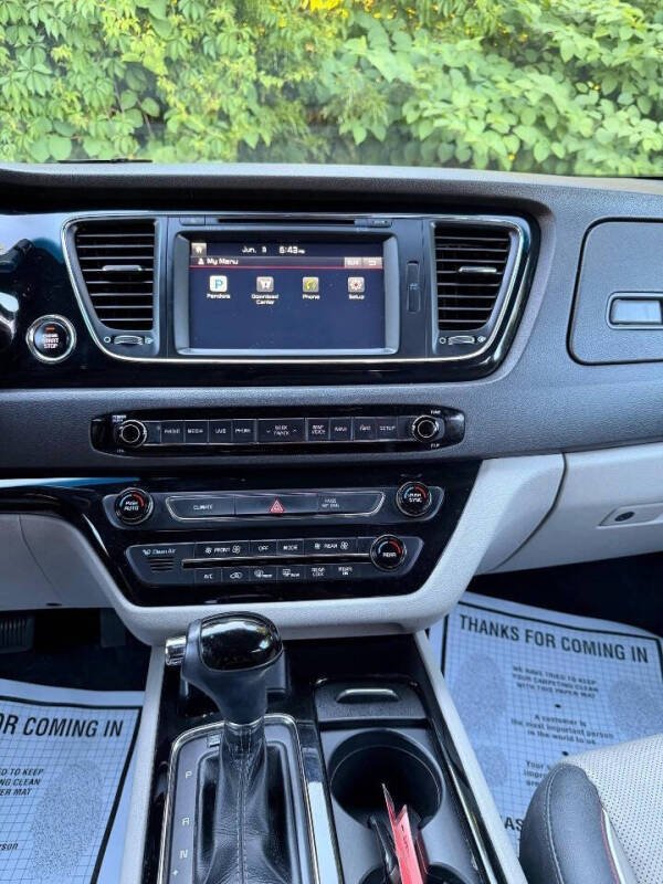 2016 Kia Sedona SX