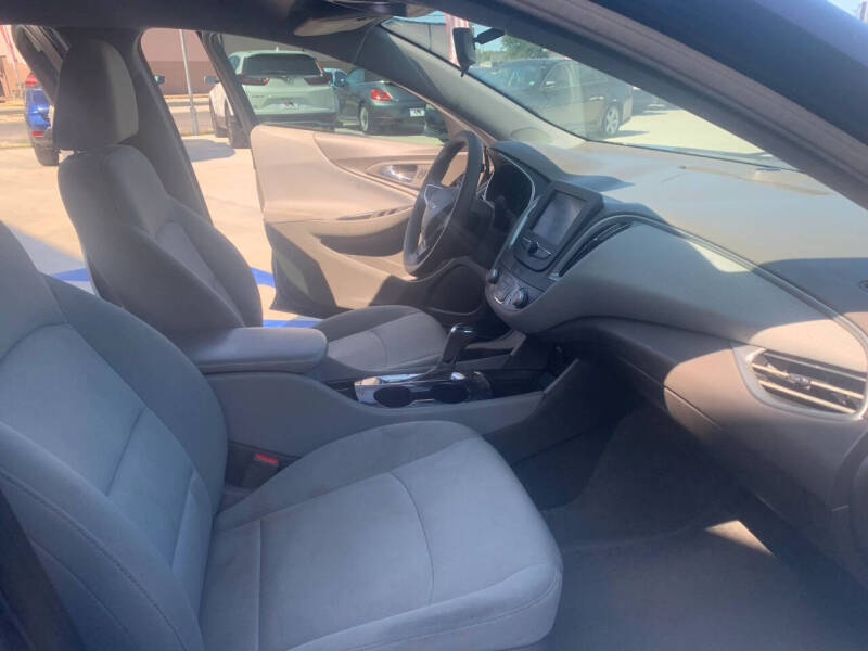 2018 Chevrolet Malibu LS