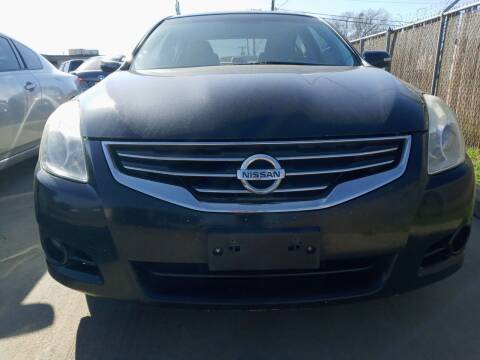 2012 Nissan Altima for sale at Auto Haus Imports in Grand Prairie TX