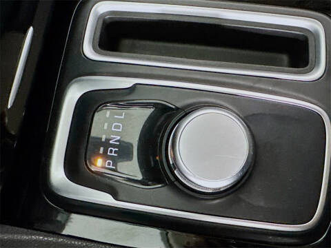 2023 Chrysler 300 Touring L