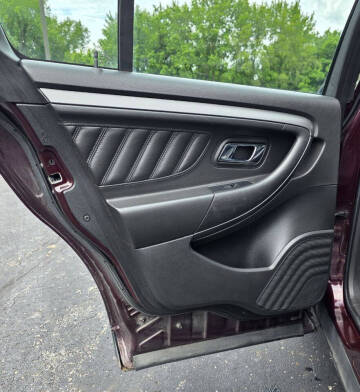 2011 Ford Taurus SEL