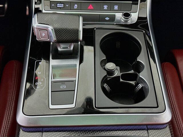 2020 Audi SQ7 4.0T quattro Premium Plus