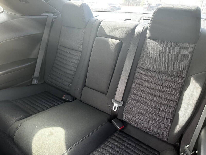 2012 Dodge Challenger SXT