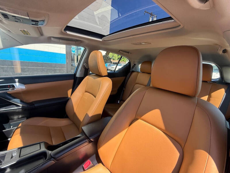 2013 Lexus CT 200h