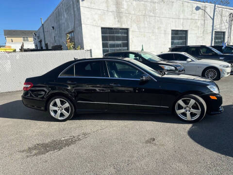 2010 Mercedes-Benz E-Class