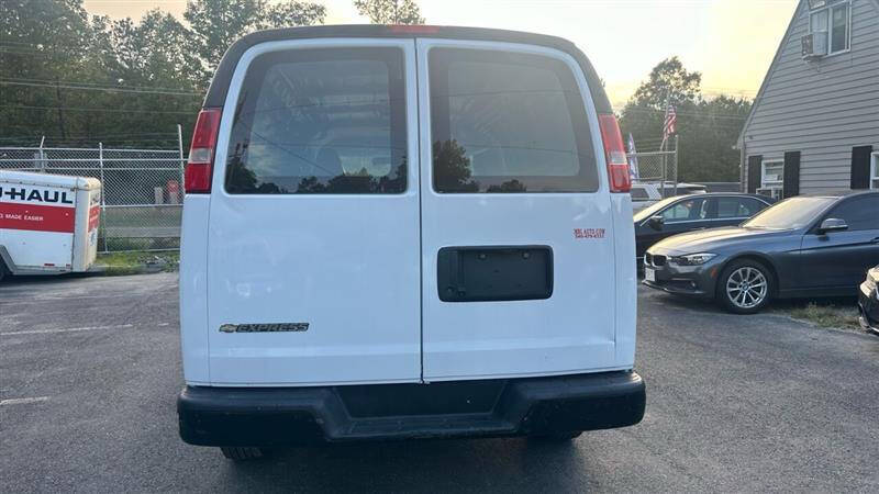 2017 Chevrolet Express 2500