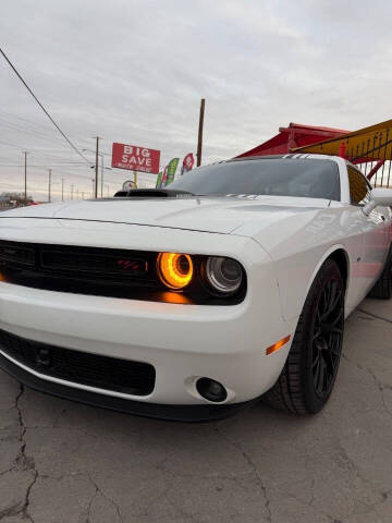 2015 Dodge Challenger R/T Plus Shaker