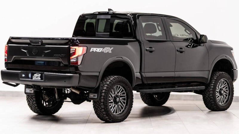 2024 Nissan Titan