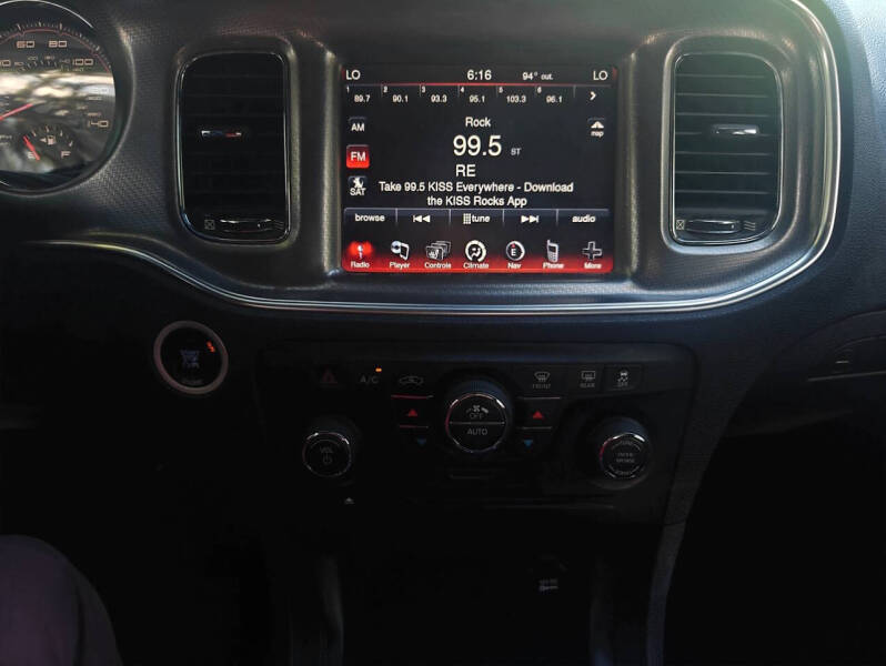 2013 Dodge Charger SXT
