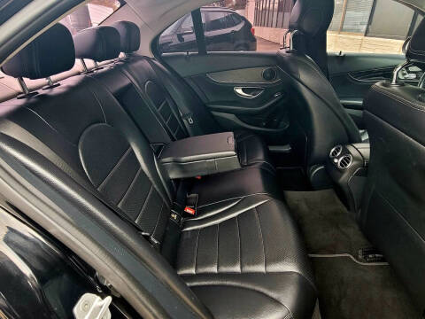 2016 Mercedes-Benz C-Class