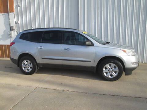 2010 Chevrolet Traverse for sale at Parkway Motors in Osage Beach MO