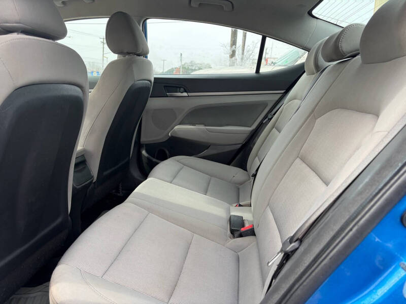 2018 Hyundai Elantra SEL