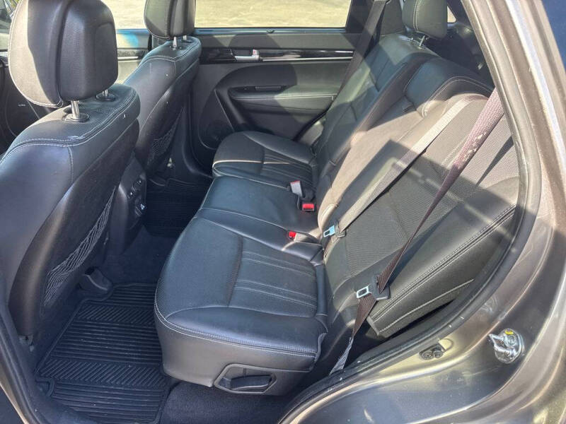 2015 Kia Sorento SX Limited