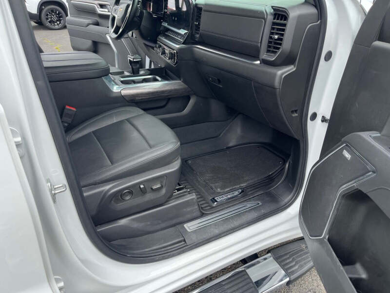 2025 Chevrolet Silverado 1500