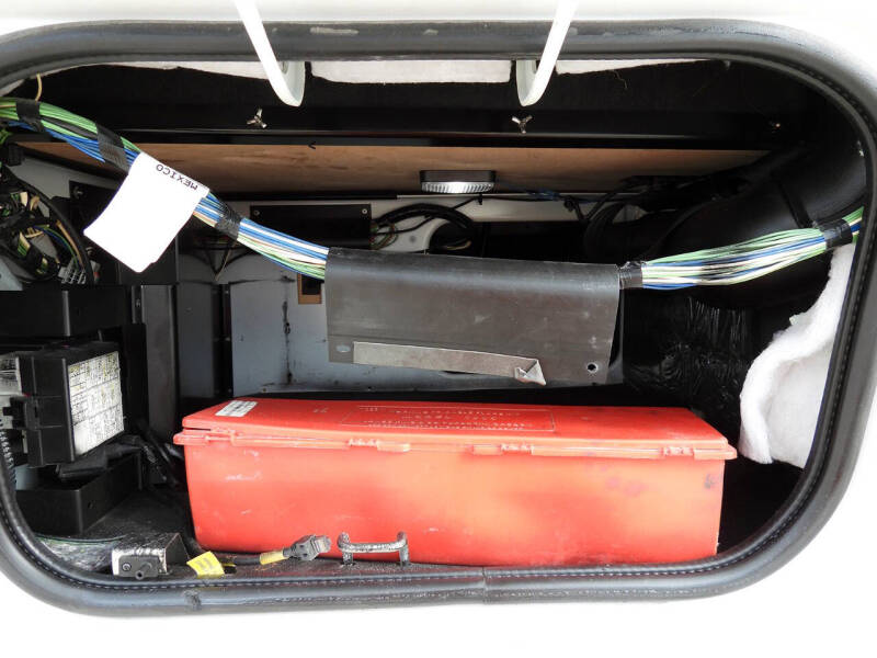 2019 International LT625