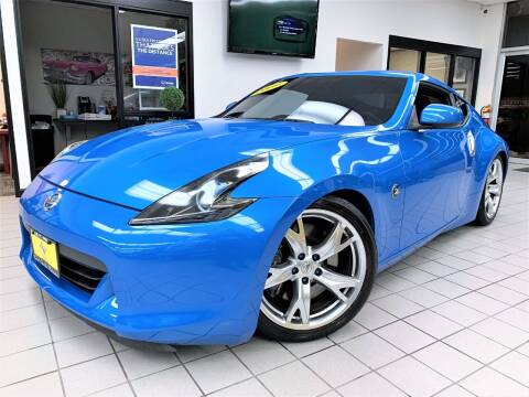 2009 Nissan 370Z for sale at SAINT CHARLES MOTORCARS in Saint Charles IL