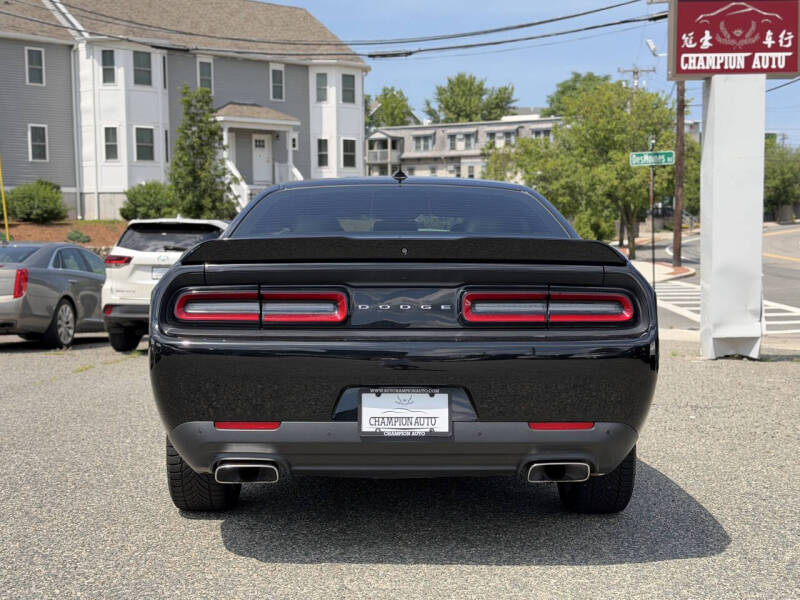 2018 Dodge Challenger R/T Plus
